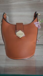 bolsa marrom
