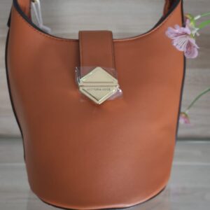 bolsa marrom