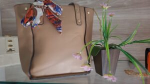 bolsa marrom