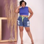 Bermuda Jeans com cinto neon